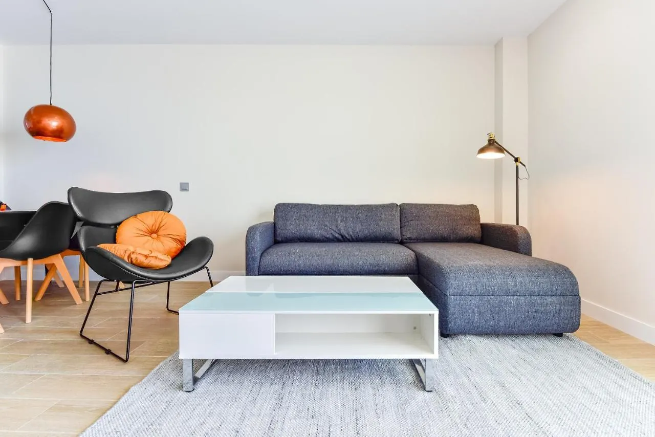 Blossom - Modern 2 Bedroom Apartment Within Walking Distance To Benalmadena Pueblo 0*,