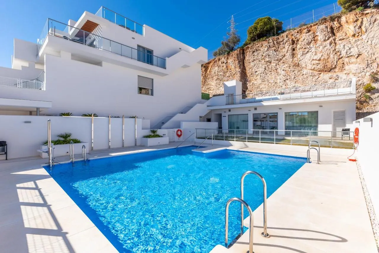 Blossom - Modern 2 Bedroom Apartment Within Walking Distance To Benalmadena Pueblo