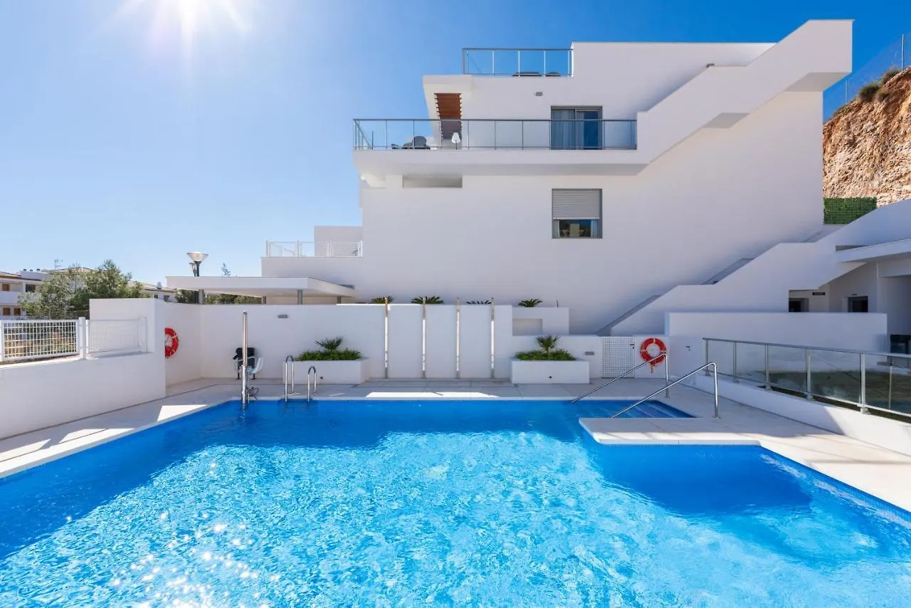 Blossom - Modern 2 Bedroom Apartment Within Walking Distance To Benalmadena Pueblo